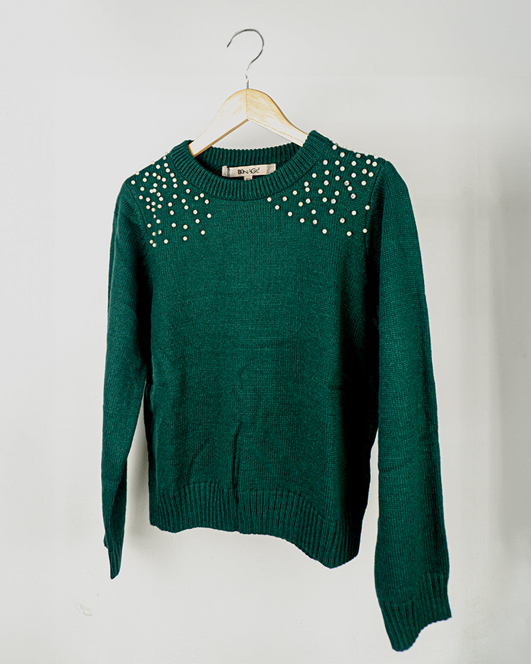 Sueter Bonag, Verde con detalle de perlas en los hombros