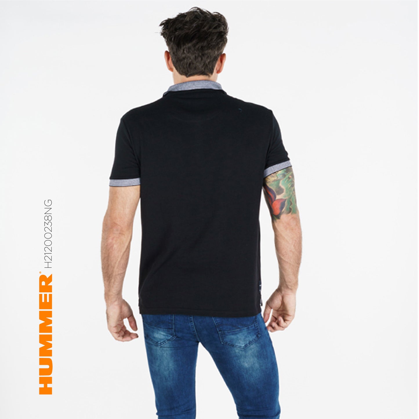 Camisa tipo polo HUMMER, Negra con detalle en cuello y mangas.
